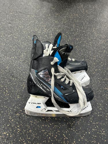 Used True TF7 Senior Hockey Skate Senior 4 11337-S000495559