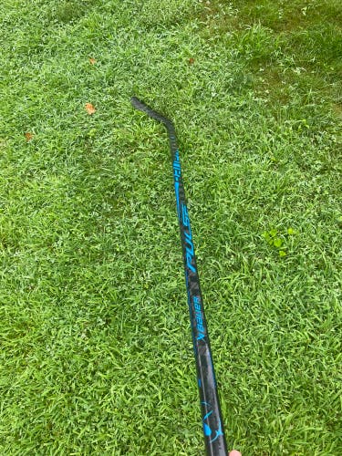 Senior Bauer Pulse Left Hand Hockey Stick P28 77 Flex Pro Stock (New)