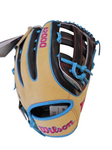 Used Wilson A2000 1779 BB/SB Glove RH Throw None 12 3/4" 11450-S000527718