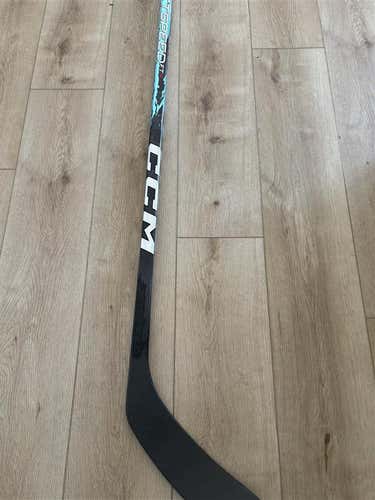 Intermediate CCM Jetspeed ft9 pro Left Hand Hockey Stick P29 55 Flex (New)