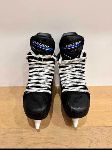2025 Bauer Vapor Flylite Hockey Skates 7 (Used)