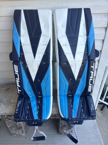 33" True Nitro Pro Regular Goalie Full Set (Used)