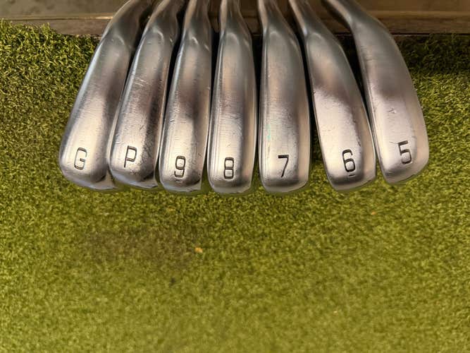 Mizuno JPX 925 Hot Metal Pro 5-GW Iron Set, KBS C Taper Stiff Flex, RH