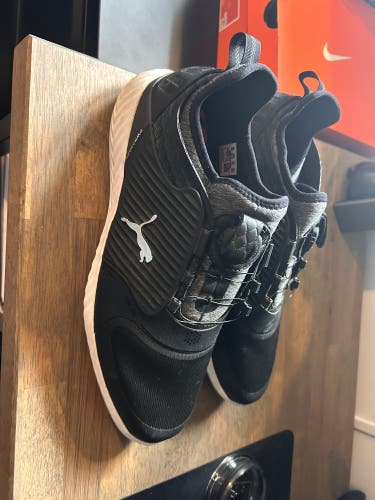 Men's Size M 11.0 (W 12.0) Puma Golf Shoes (Used)