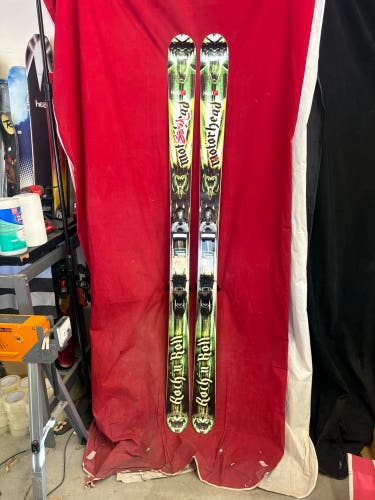 Skis: HEAD 187 cm All Mountain Skis With Bindings (Used)