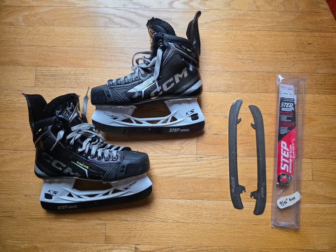 Senior CCM Tacks XF 90 Hockey Skates (Regular) Size 6.5 (Used) - with STEP Blacksteel runners