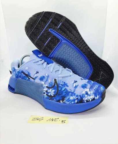 Nike Men's Metcon 9 AMP Aluminum Size 9.5 Racer Blue Workout Shoe HJ6008-400