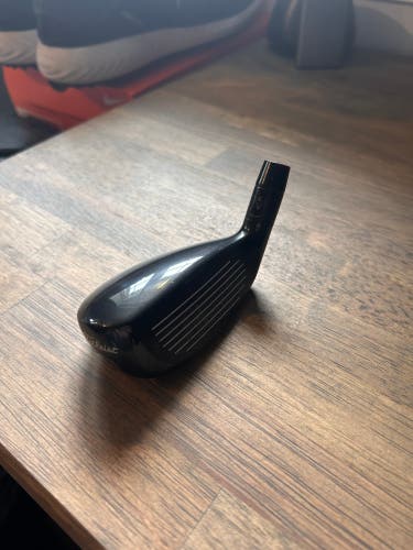 Men's Titleist 818 H2 Hybrid 21 Degree 3H (Used)