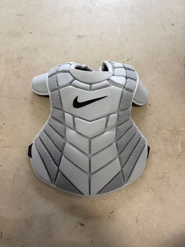 Nike Diamond Elite Catcher's Chest Protector (New)