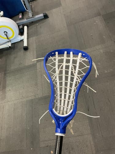 Used DeBeer 6000 FLUTTER Wmn Atk/Mid Complete Stick Royal Blue 11614-S000242935