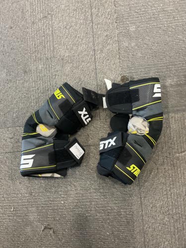 Used STX STALLION 100 ARM PADS Lacrosse Arm Pads/Guards Black LG 11614-S000242929