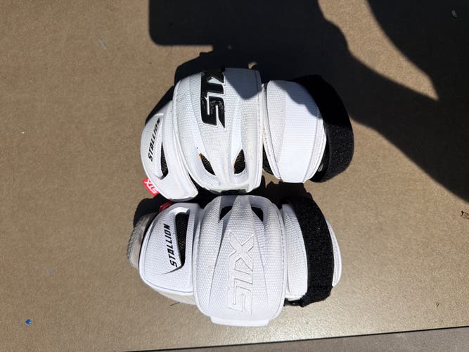 Large Adult STX Stallion 900 Arm Pads (Used)