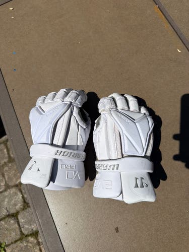 Warrior Burn Lacrosse Gloves (Used)