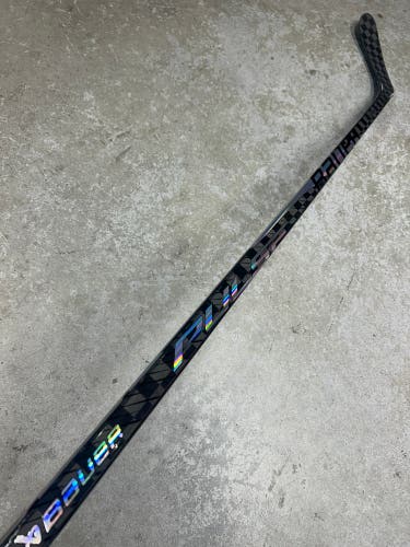 95 Flex P28 Senior Bauer Pulse Left Hand Hockey Stick (New) Pro Stock