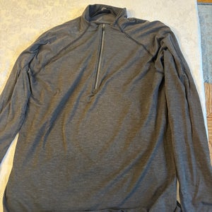 Black Men's XL Lululemon Sweatshirt (Used)