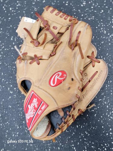 Used Rawlings GDC1150 BB/SB Glove RH Throw Brown 11 1/2" 11849-S000043558