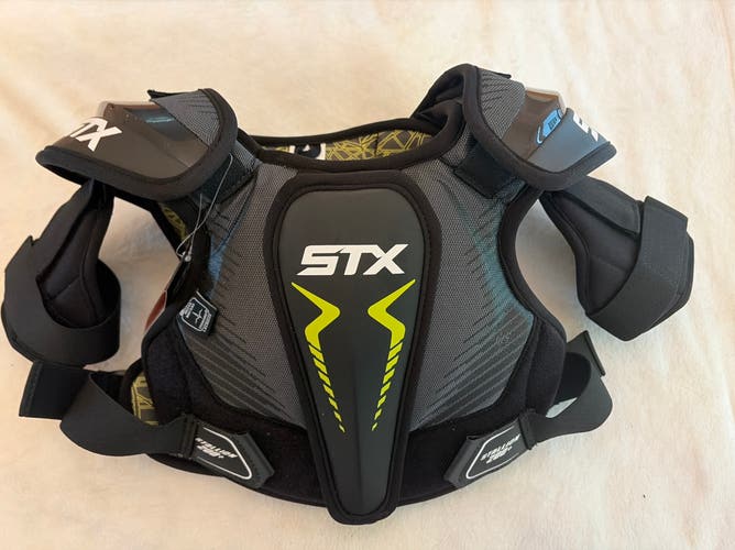 Medium Youth STX Stallion 200 Shoulder Pads (New)