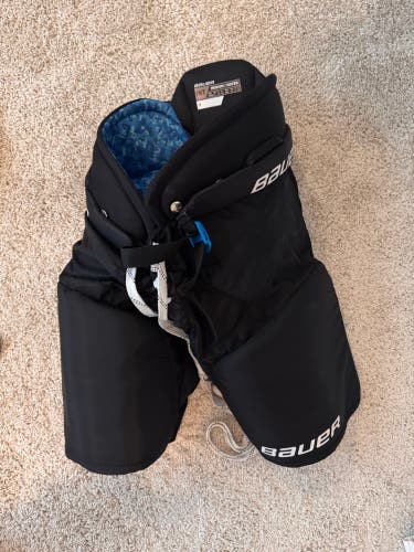 Men's Intermediate Medium Bauer Bauer x Hockey Pants (Used)