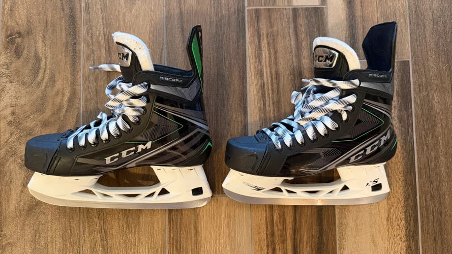 CCM Ribcor 86K Hockey Skates Size 7.5, regular width - Excellent condition