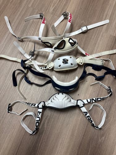 Youth Under Armour,  Sport Star, RIDDELL chin straps(Used).  Price for all.
