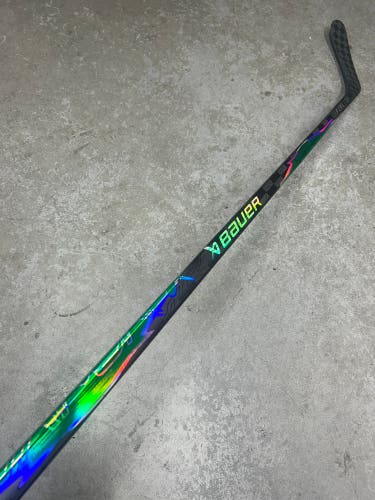 82 Flex P92 Senior Bauer Flylite Left Hand Hockey Stick Pro Stock (New)