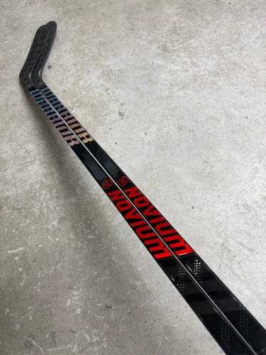 2 Pack 100 Flex P92 Senior Warrior Novium Pro Right Hand Hockey Stick Pro Stock NHL (New)