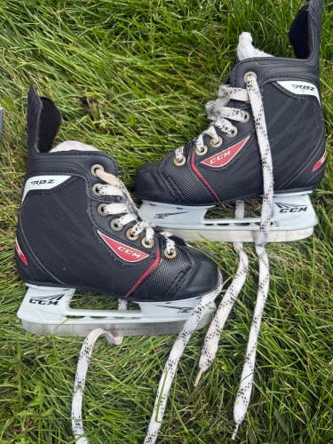 2014 CCM RBZ Hockey Skates 11 (Used)