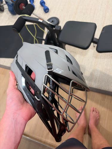 Cascade S Helmet (Used) grey great condition for price