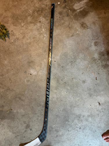 Junior Bauer Pulse Right Handed Hockey Stick P92 50 Flex (Used)