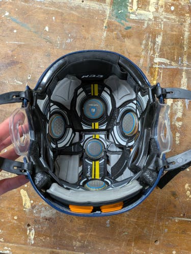 Large CCM Tacks 910 Helmet (Used)