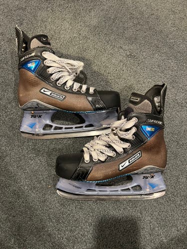 Bauer Supreme 90 Hockey Skates Size 5.5 Intermediate