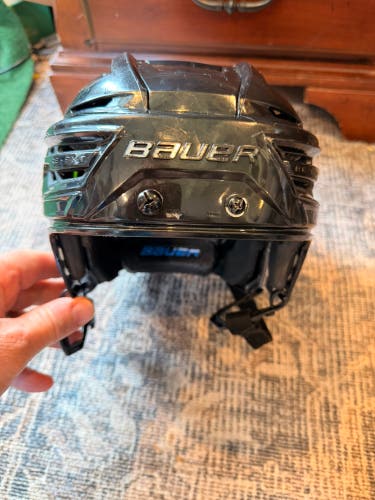 Medium Bauer Re-Akt 155 Helmet (Used)