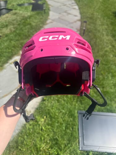 Youth CCM Tacks 70 Helmet (Used)