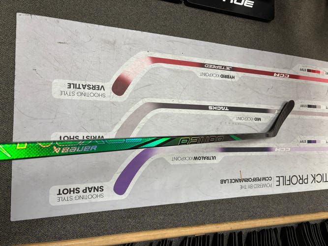 Senior Bauer Nexus Tracer Left Hand Hockey Stick P92M 107 Flex (New)