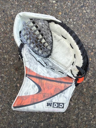 Senior CCM EFlex 6 Goalie Glove