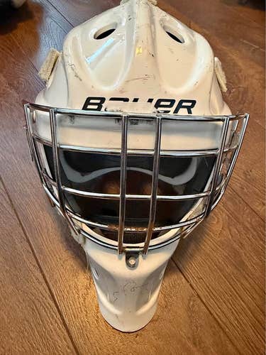 Bauer 930 Goalie Mask (Intermediate Medium)