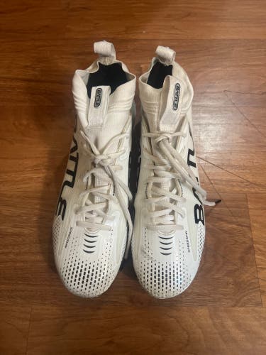 Men's Size M 11.0 (W 12.0) Battle Mid Top Molded Cleats (Used)