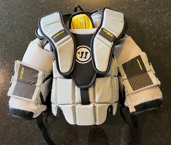 Large Warrior Ritual RX3 E Goalie Chest Protector (Used)