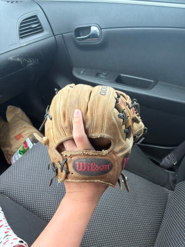 2025 Wilson A2000 RH Infield Baseball Glove 11.5" (Used)