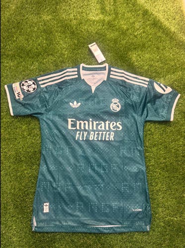 Real Madrid 2026/27Away Jersey   – UEFA Champions League Green