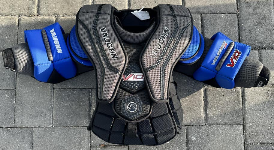 Vaughn V10 Goalie Chest Junior M/L