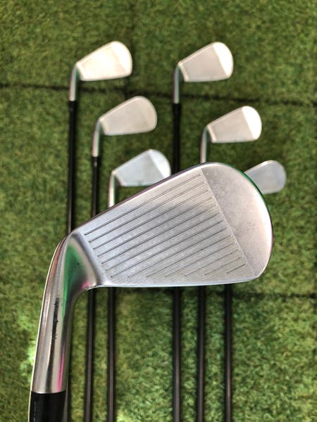 Men's Srixon ZX5 MK II Iron Set Right Handed - Fujikura Axiom