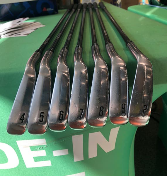 Men's Srixon ZX5 MK II Iron Set Right Handed - Fujikura Axiom