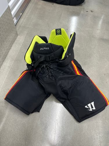 Senior Large Warrior alpha Hockey Pants Pro Stock (Used)