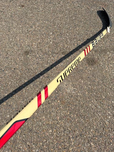 Senior Bauer TotalOne NXG Hockey Stick Right Handed 90 Flex (Used)