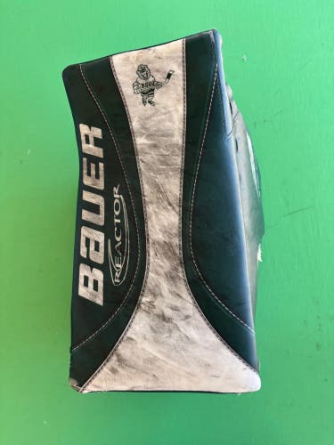 Green Senior Bauer Supreme Shadow DigiPrint Goalie Blocker Regular | Bemidji State Pro Stock