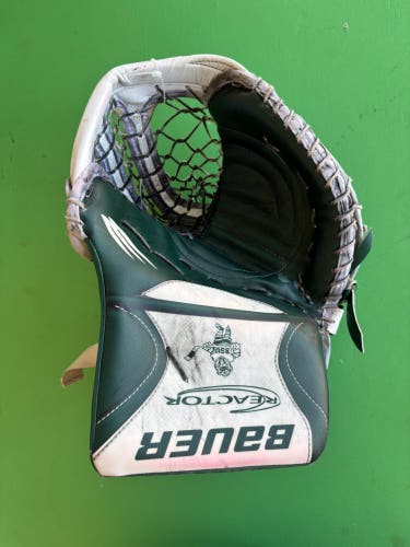 Green Senior Bauer Vapor 90 DigiPrint Goalie Glove Regular Pro Stock | Bemidji State Pro Stock