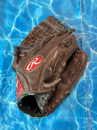 Rawlings Gold Glove RH Infield Baseball Glove 11" (Used)