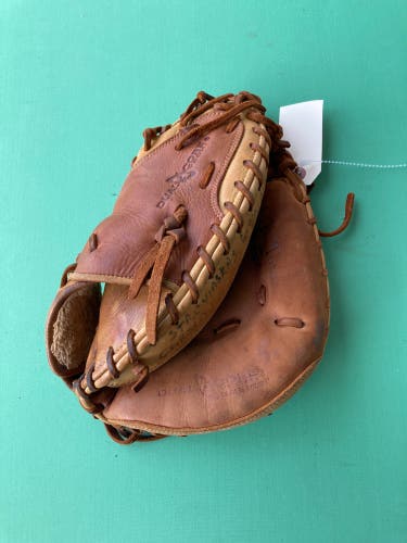 Brown Rawlings Gold Glove RH Catcher's Baseball Glove 32.5" (Used)