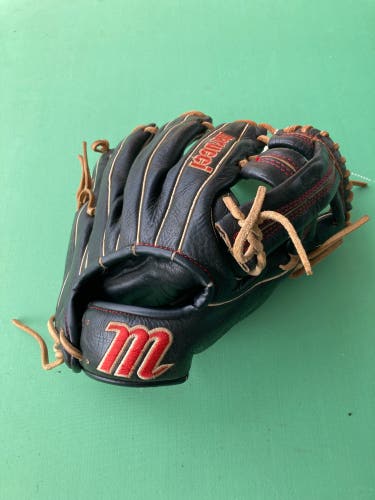 Black Marucci Ascension RH Infield Baseball Glove 11.5" (Used)